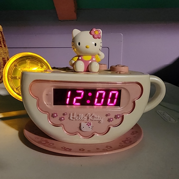 Sanrio Other Sanrio Hello Kitty Teacup Alarm Clock Poshmark